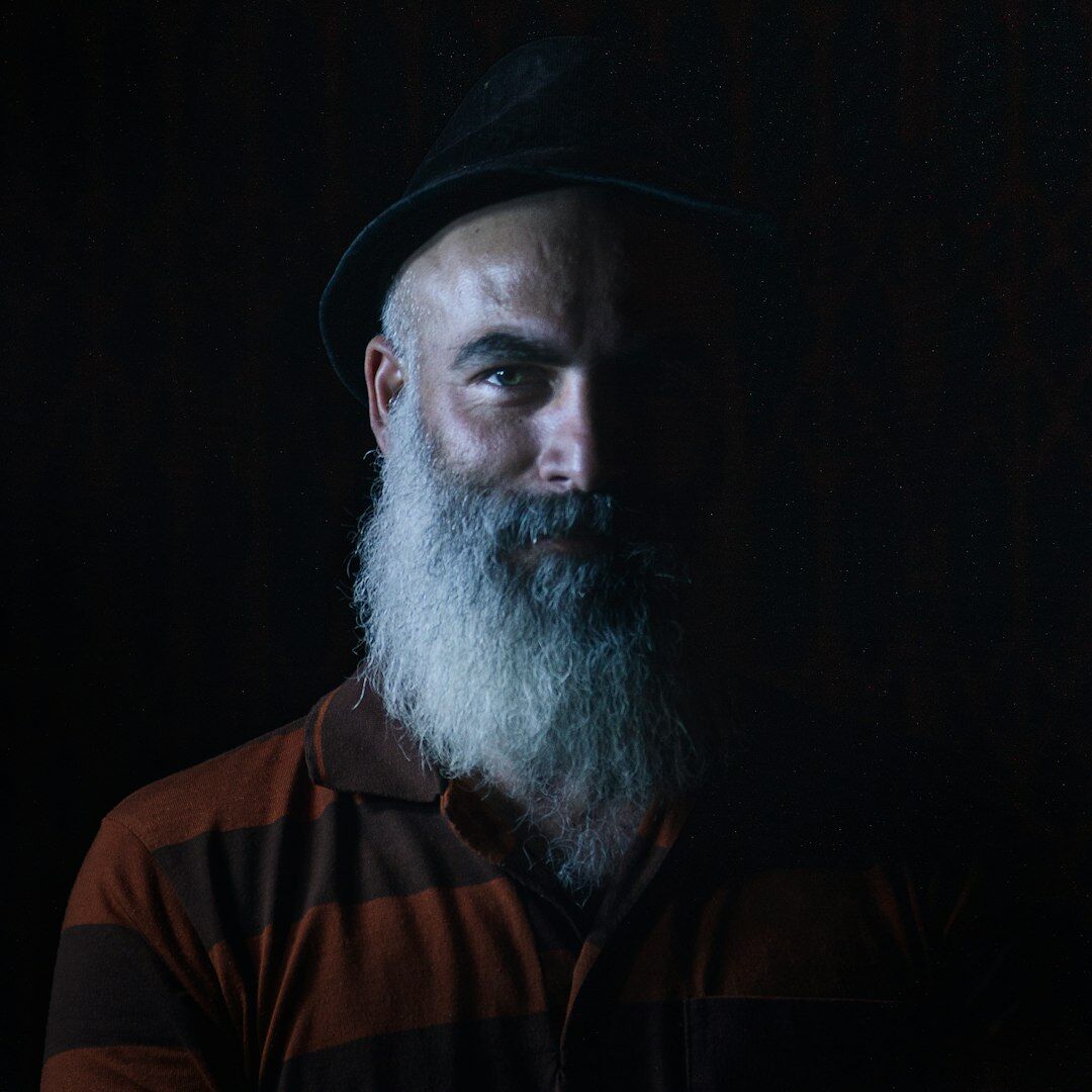 Portrait of a Belgian man, video mixing trainer